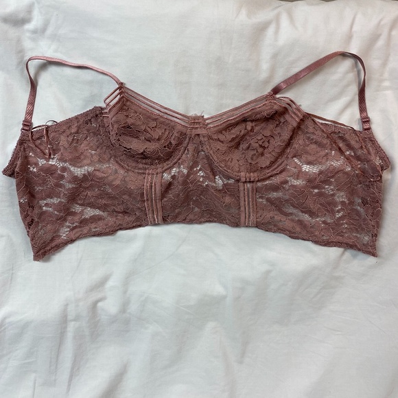 ReVamped Pink Lace Top - Picture 1 of 3